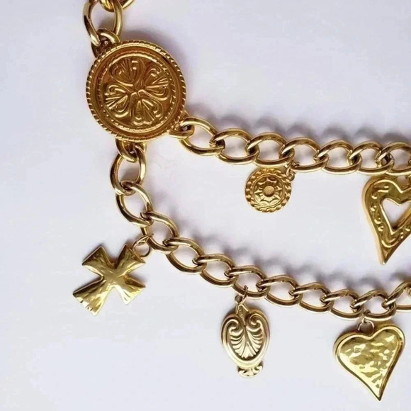 Escada Women’s Vintage Couture Gilded Gold Chain Charm Belt - Picture 7 of 16